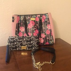 Luv Betsey Rosebud and Luv Betsey wallet 🌹